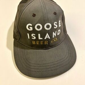 Goose Island Snapback Dad Hat in Gray to Black Gradient